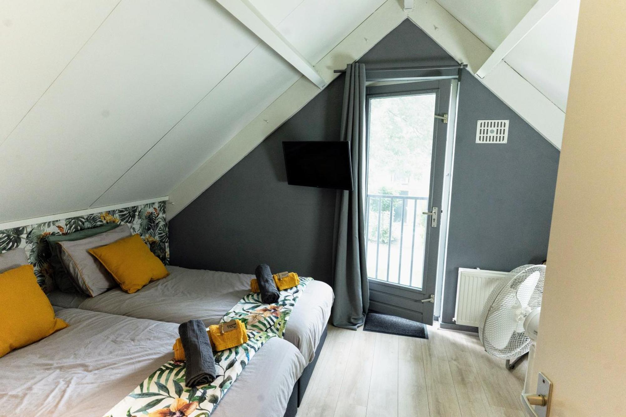 Rumah Senang Wellness Met Hottub En Tuin Ewijk Екстериор снимка