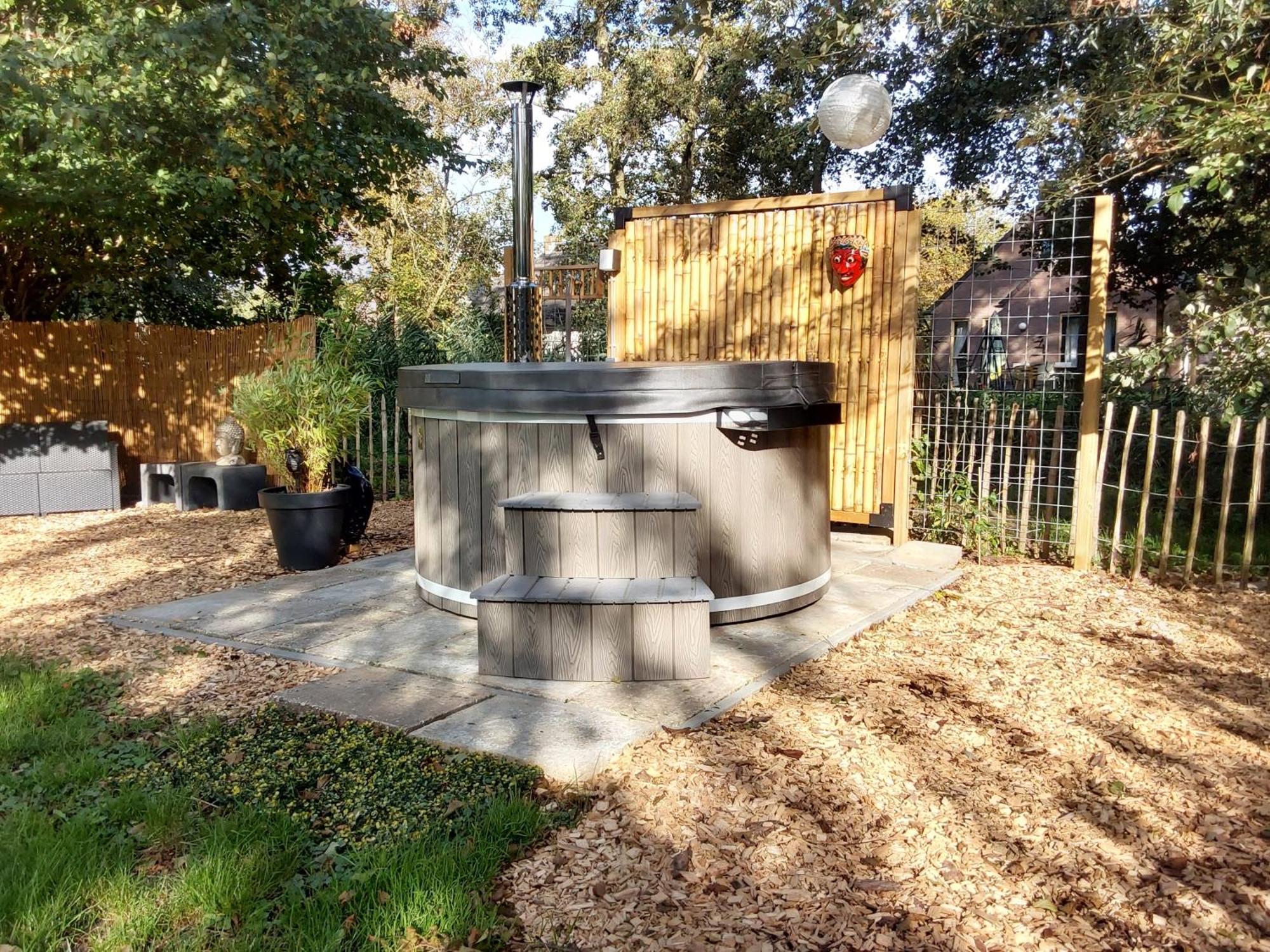 Rumah Senang Wellness Met Hottub En Tuin Ewijk Екстериор снимка